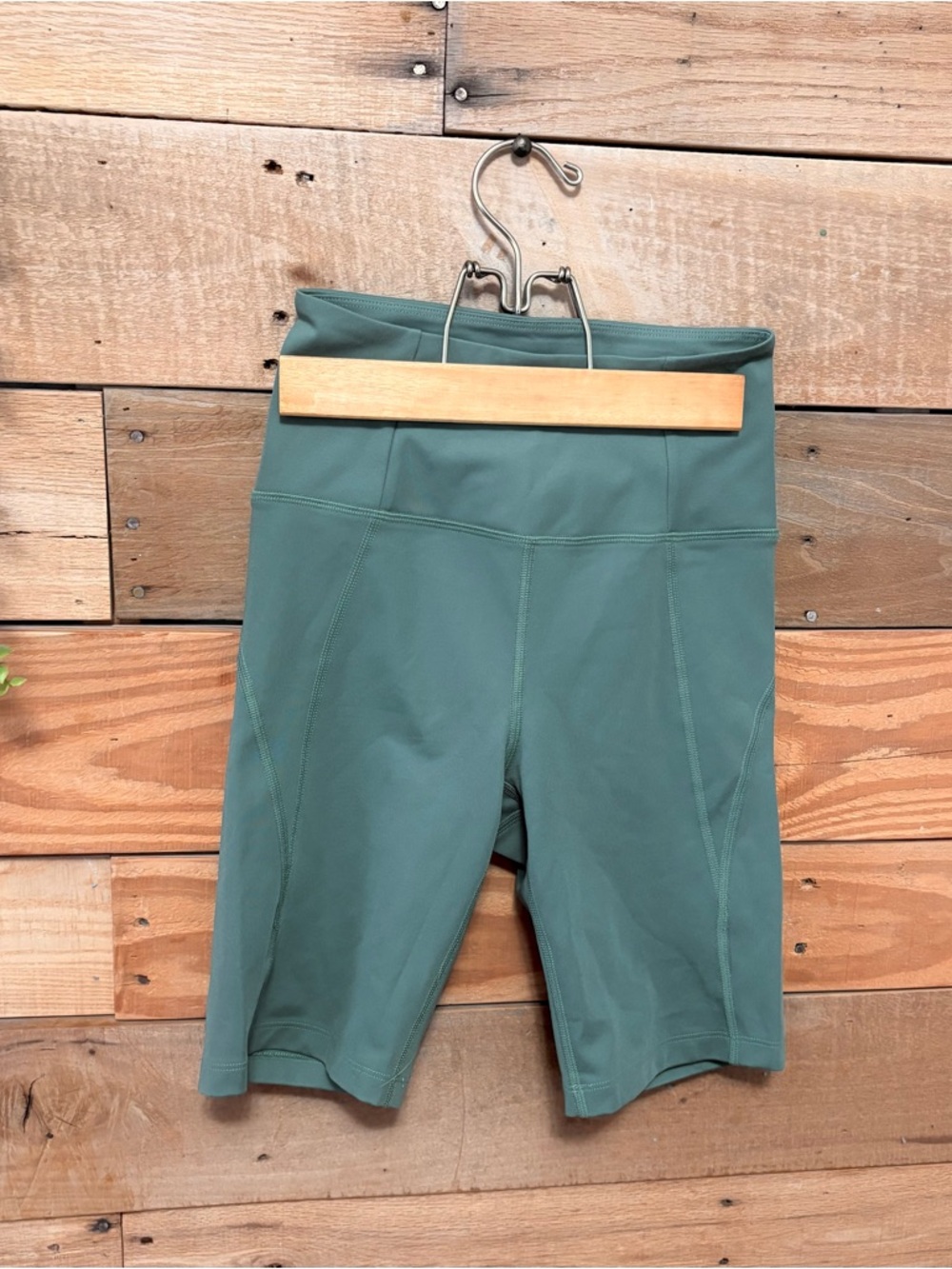 Girlfriend collective Sage Green High-Rise Bike Shorts size xs